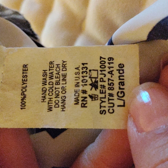 Charlotte Russe large romper - Picture 8 of 8